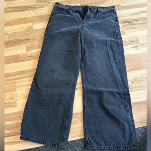 American Eagle Strigid High Waisted Stovepipe Jean